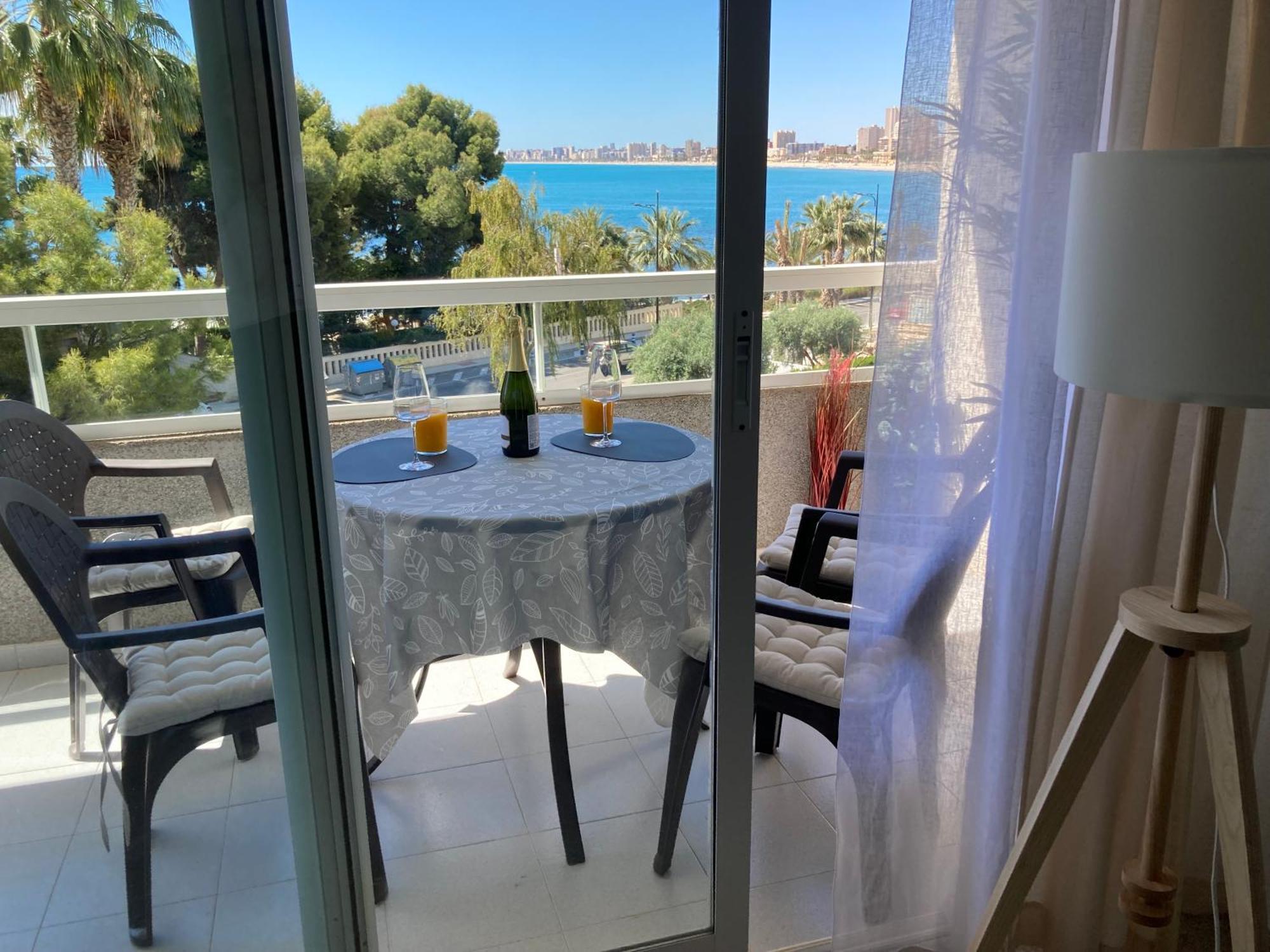 B L U E: Muchavista Sea View Apartment El Campello Exterior foto
